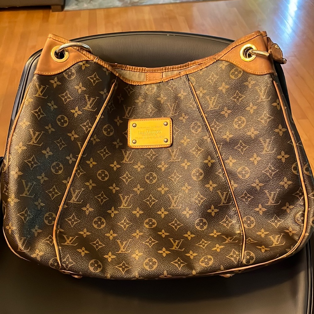 Authentic Louis Vuitton Galleria GM Hobo Shoulder Bag SD 1069